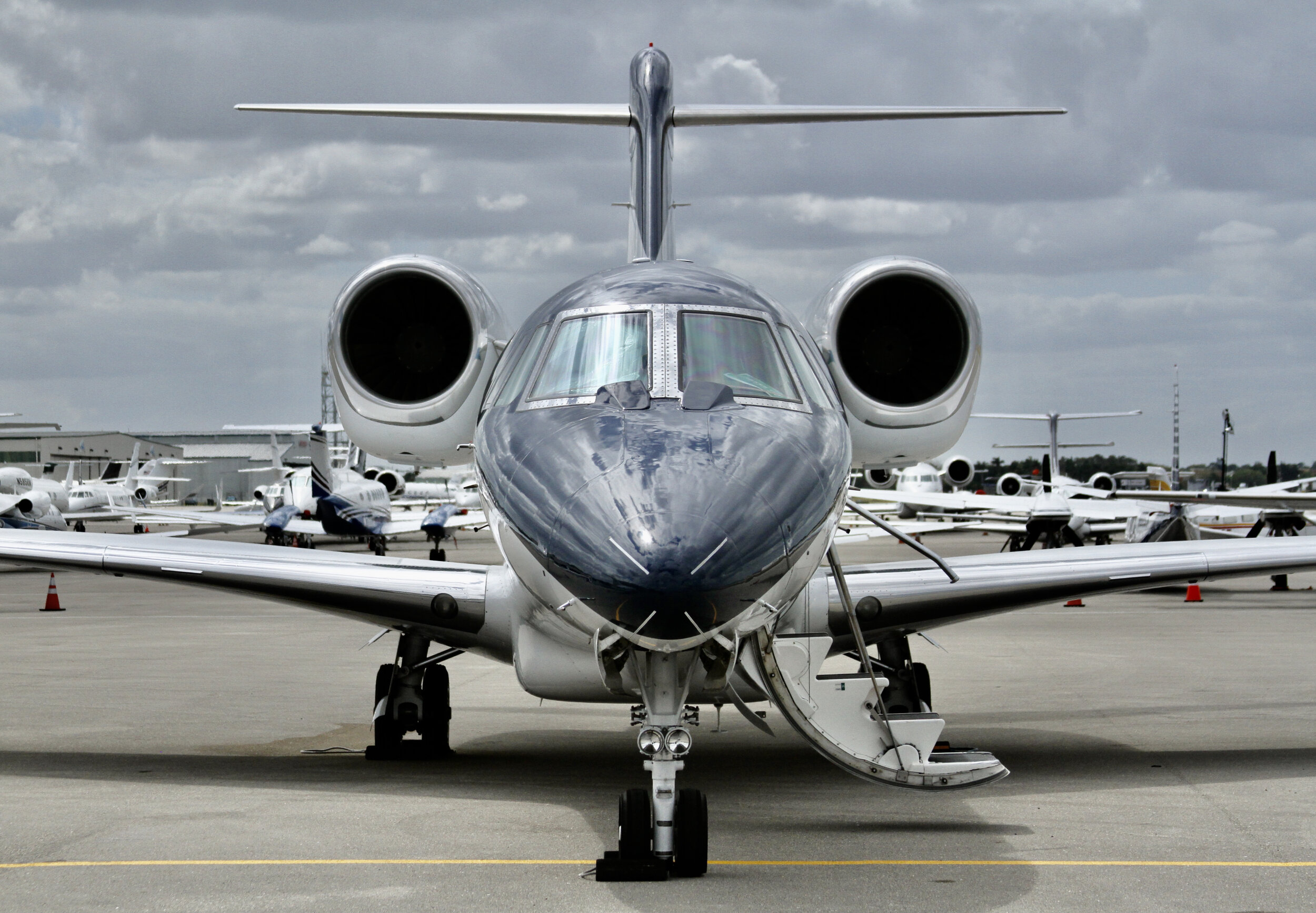 N868DM photo