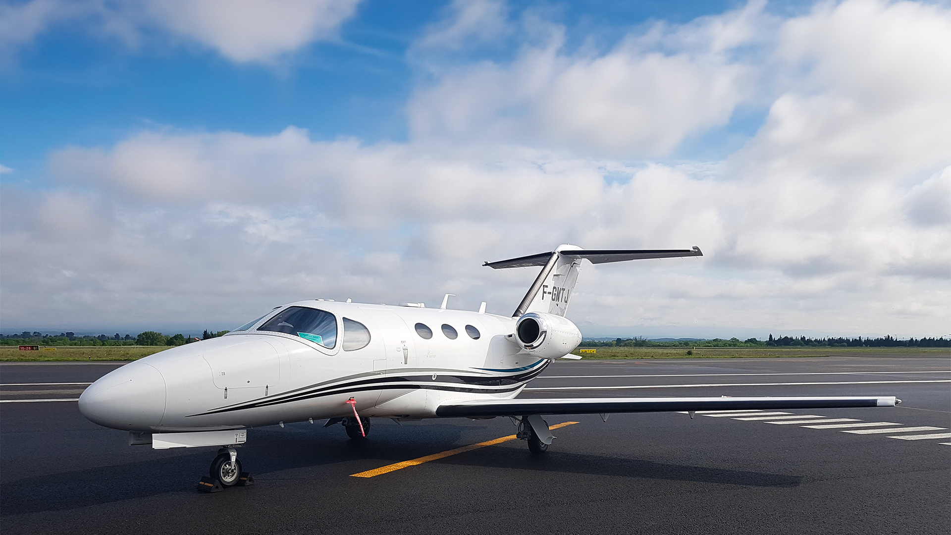 F-GMTJ photo