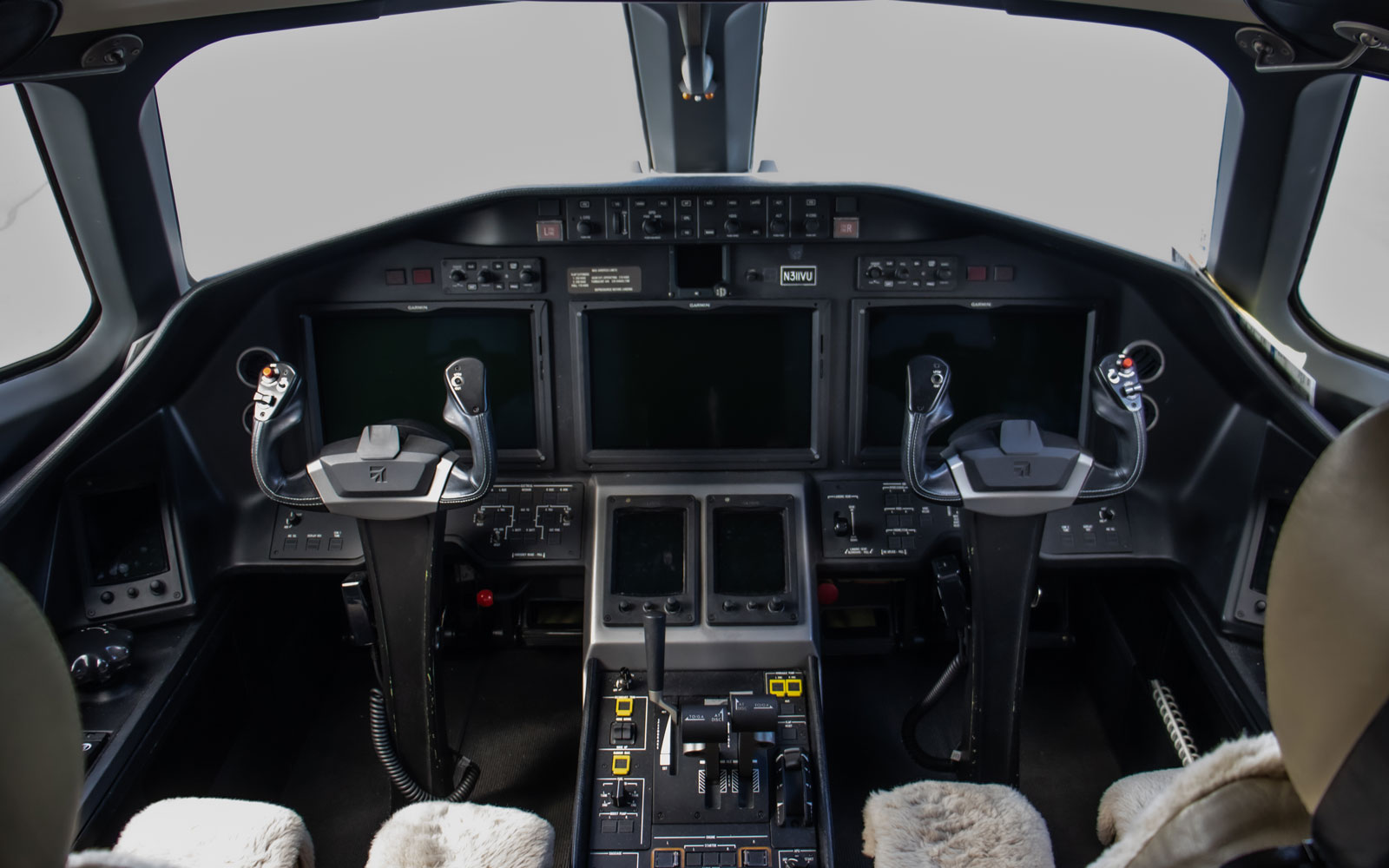 N311VU photo