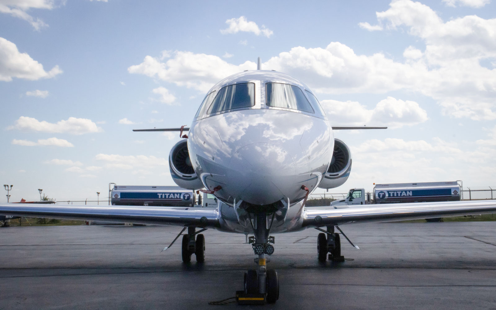 N311VU photo