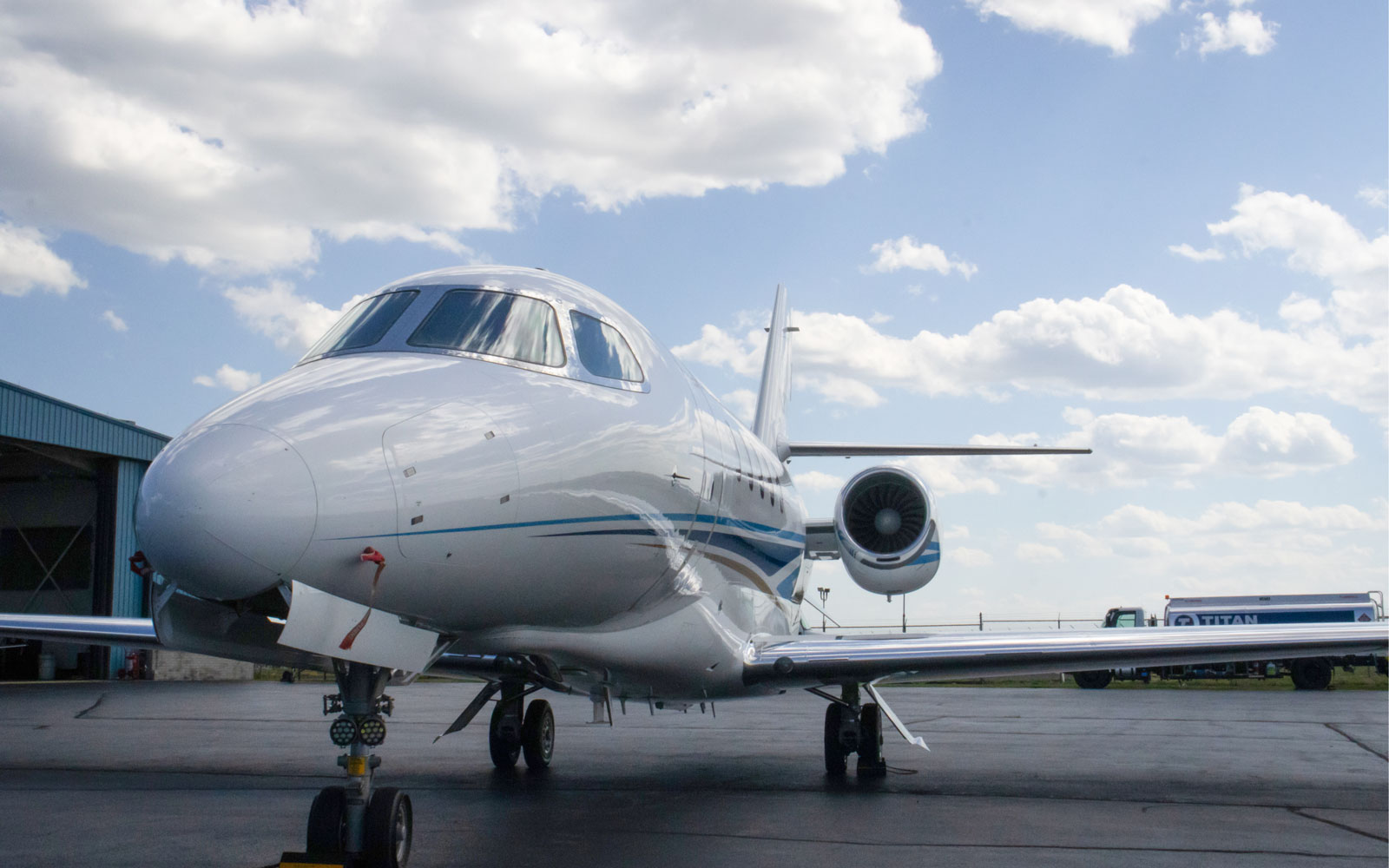 N311VU photo