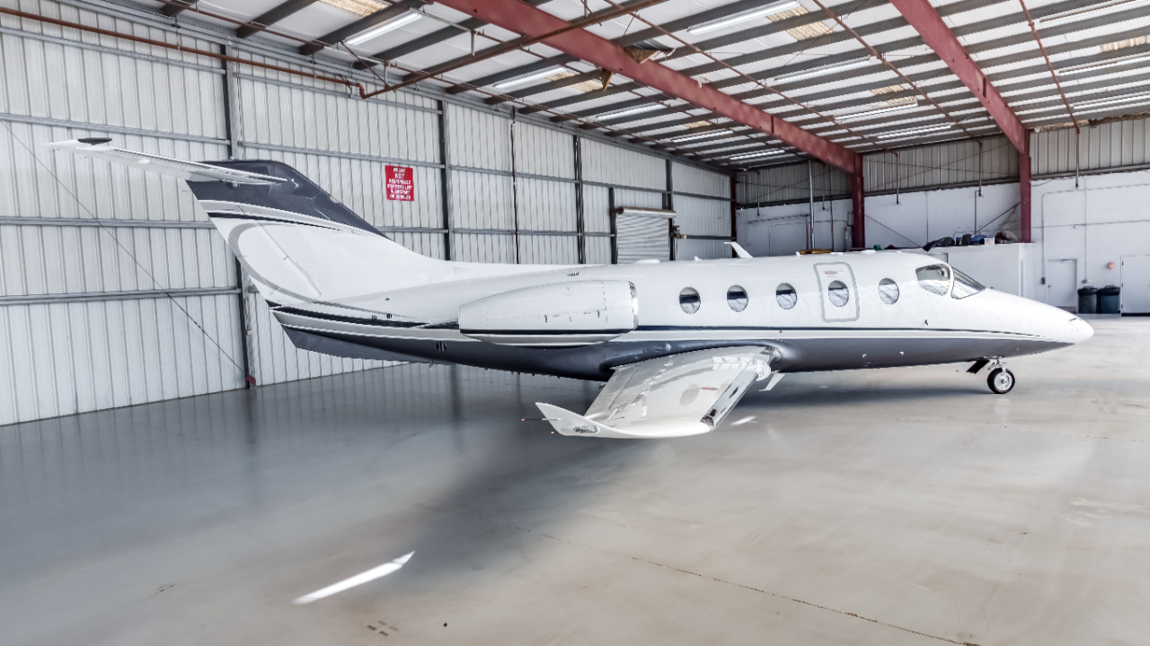 N125DJ photo