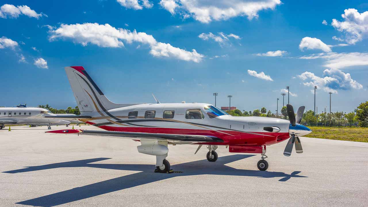 Piper Meridian PA 46TP private jet