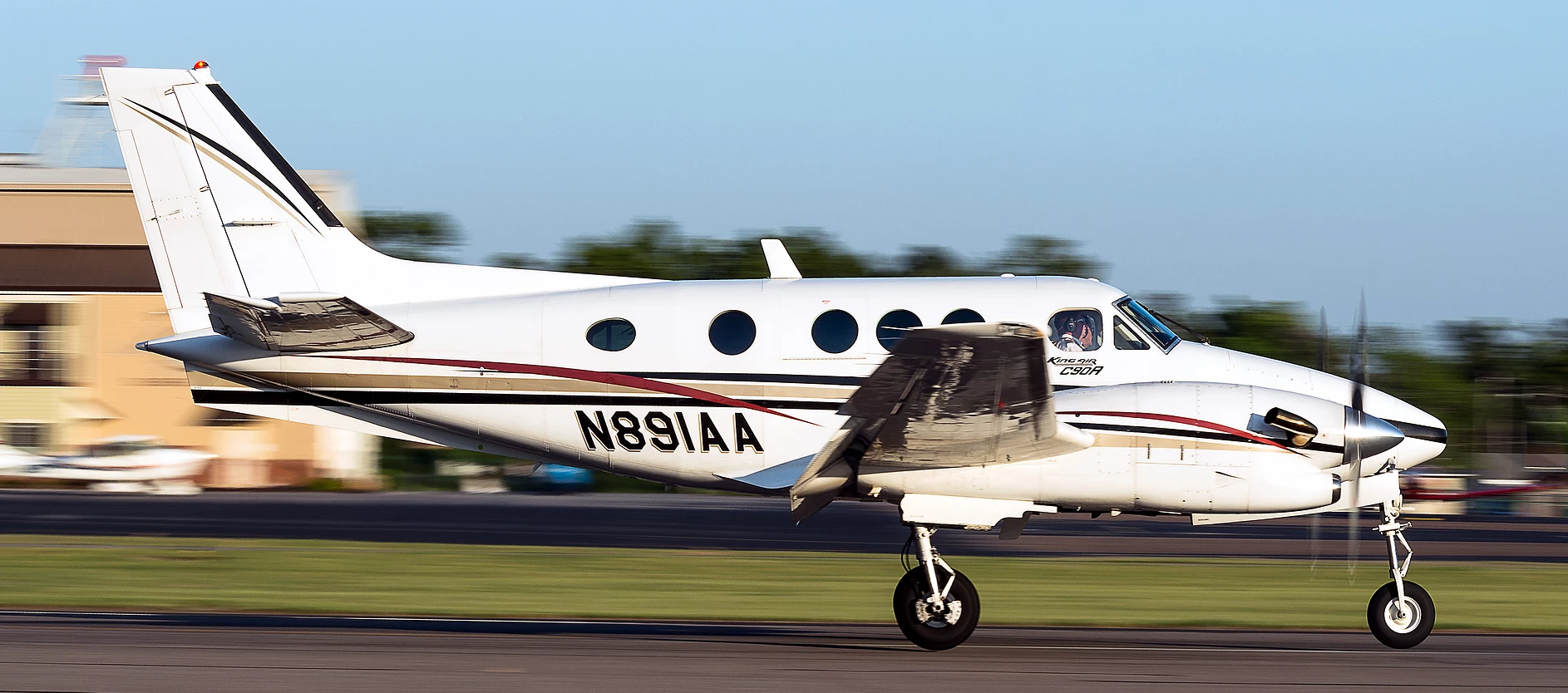 Beech King Air C90-B private jet