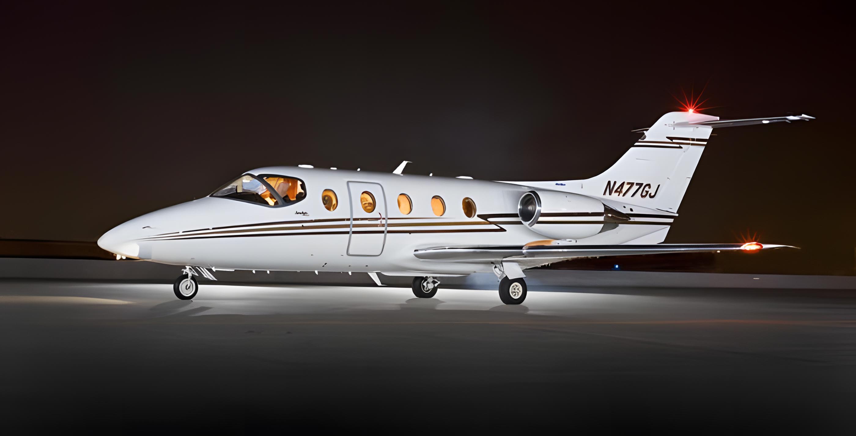 Beechcraft Hawker 400XP private jet