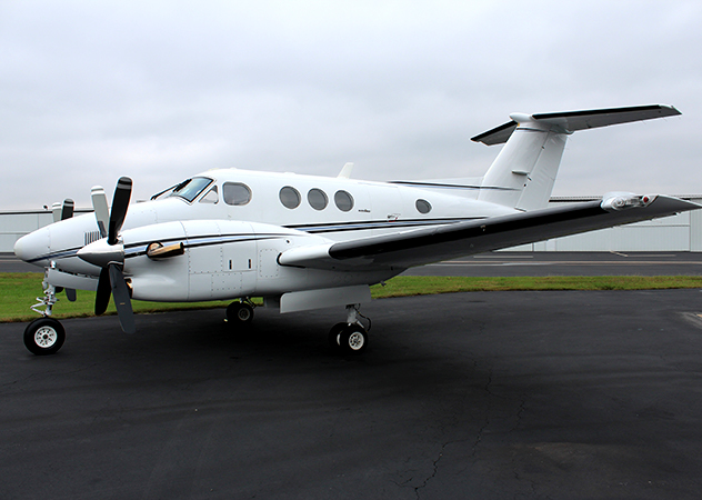Beechcraft King Air F90-1 private jet