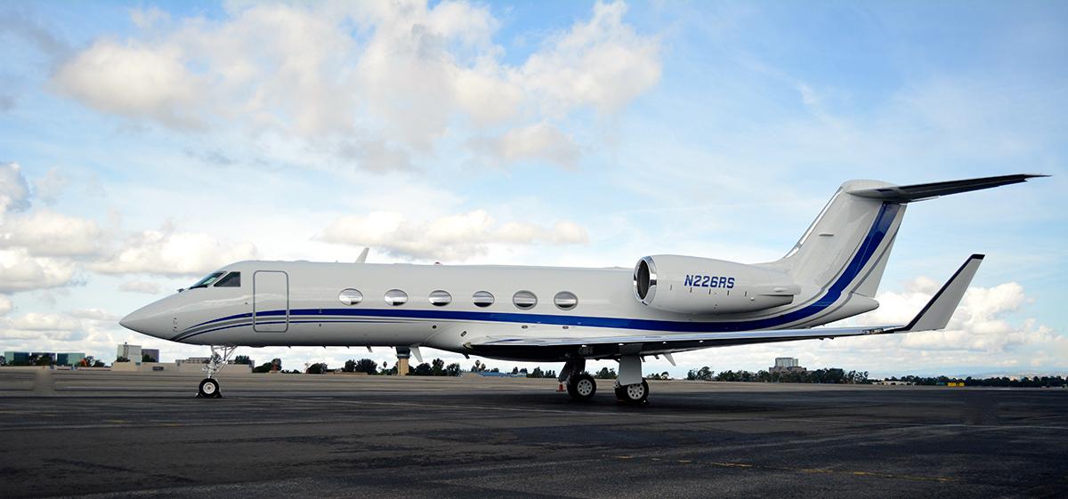 Gulfstream IV private jet