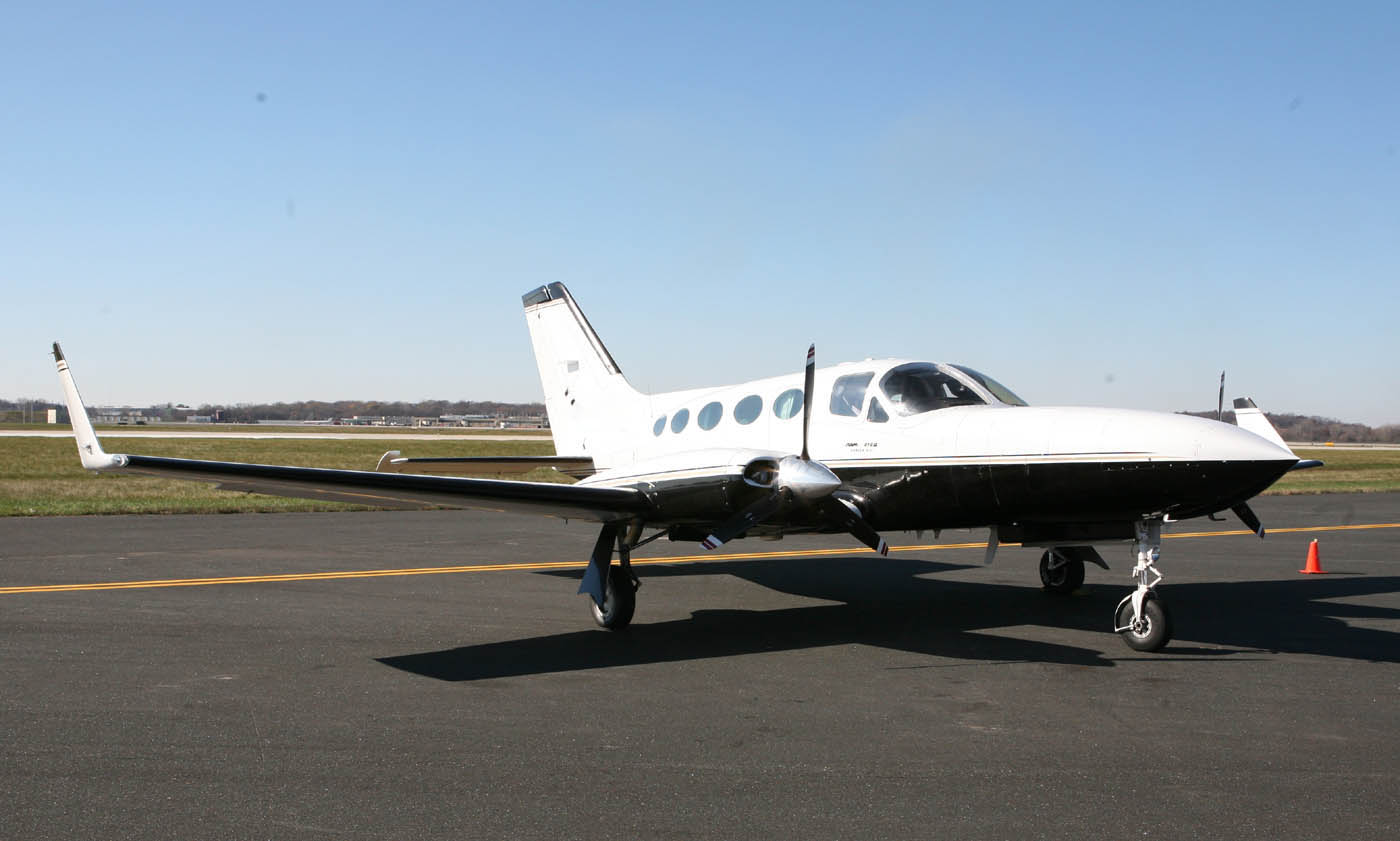 Cessna 414A private jet