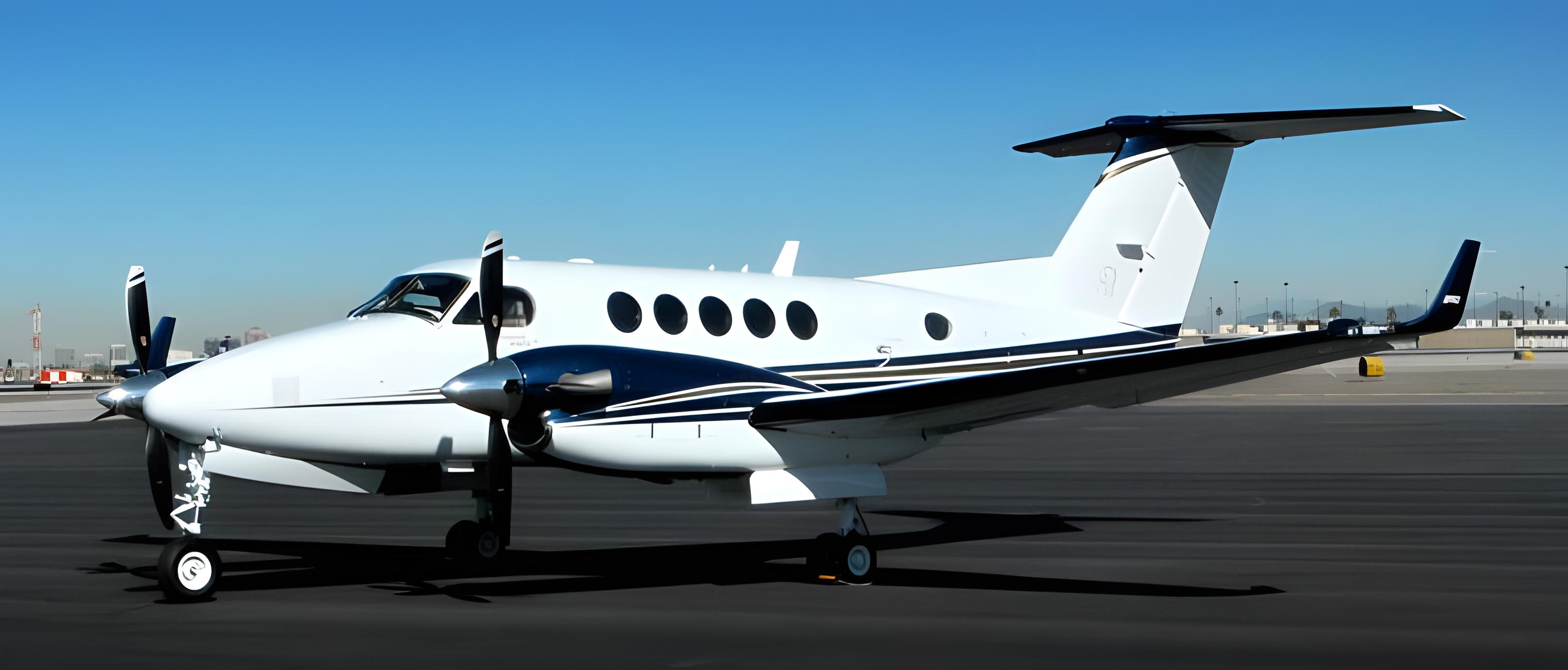 Beechcraft King Air 250 private jet
