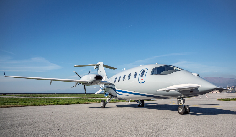 Piaggio Avanti EVO private jet