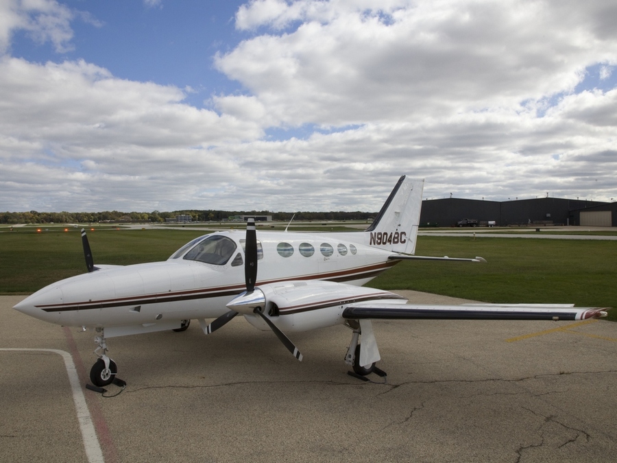 Cessna 421 C private jet