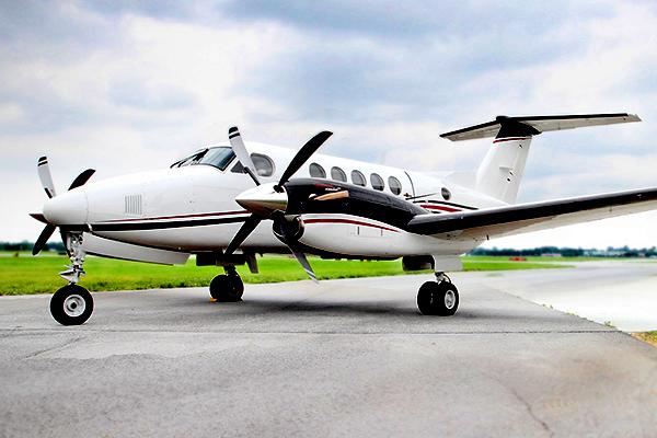 King Air B-200 private jet