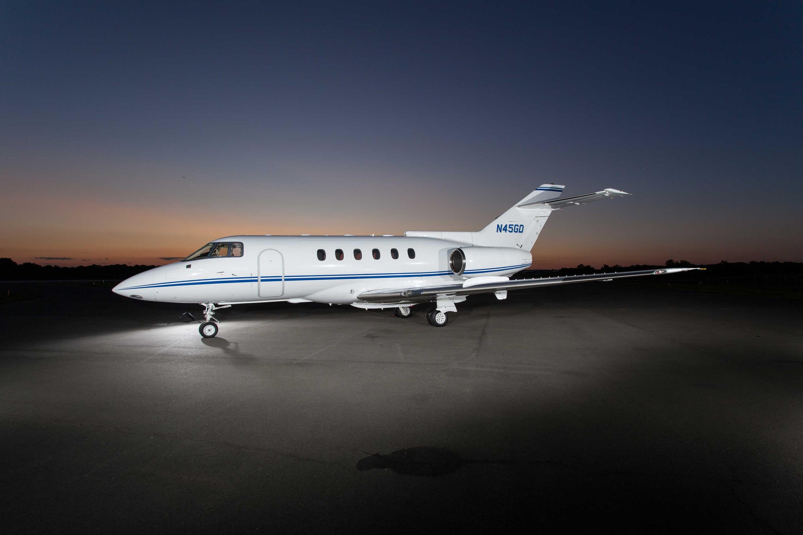 Hawker 800A private jet