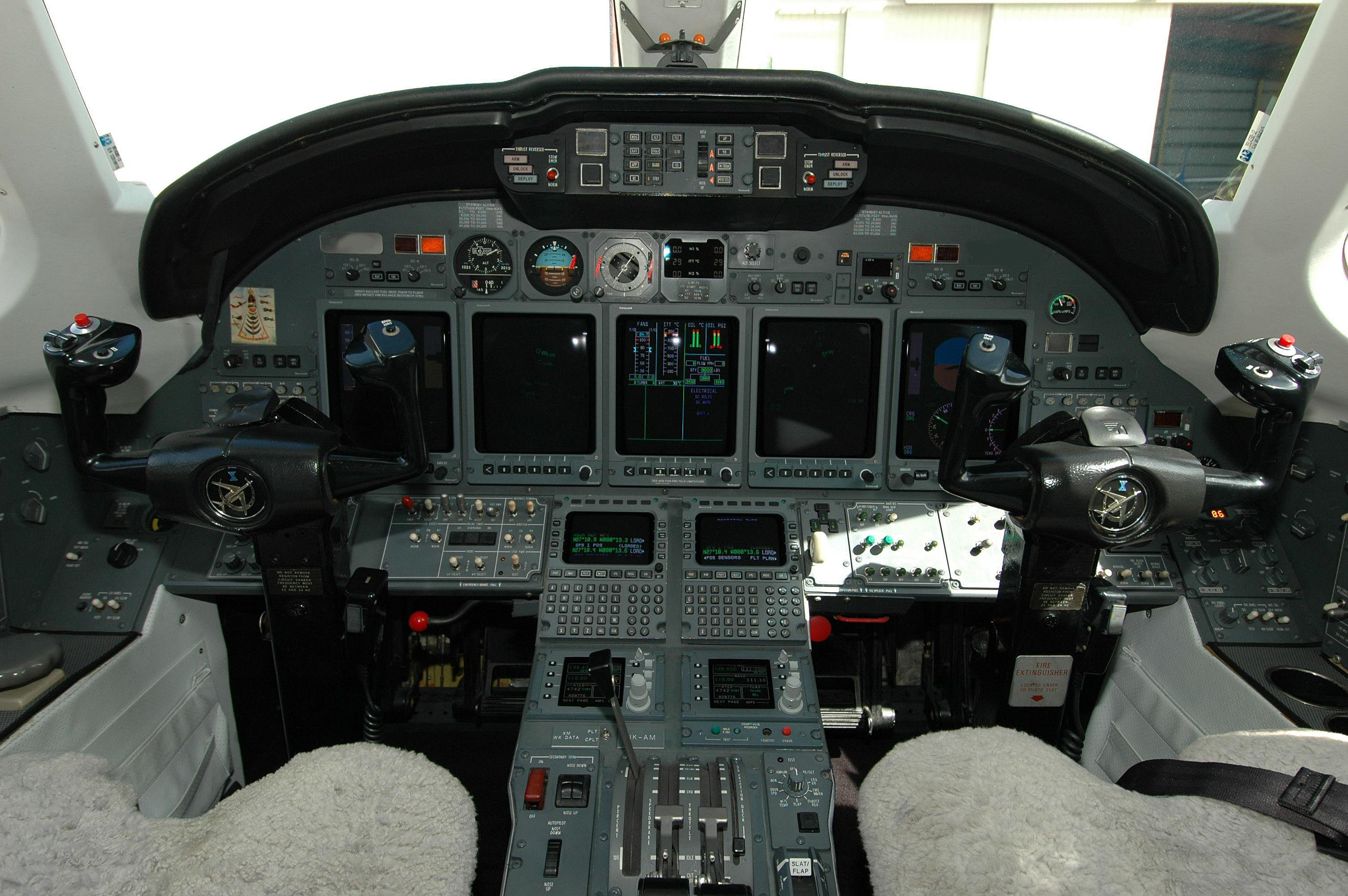 N787MG photo
