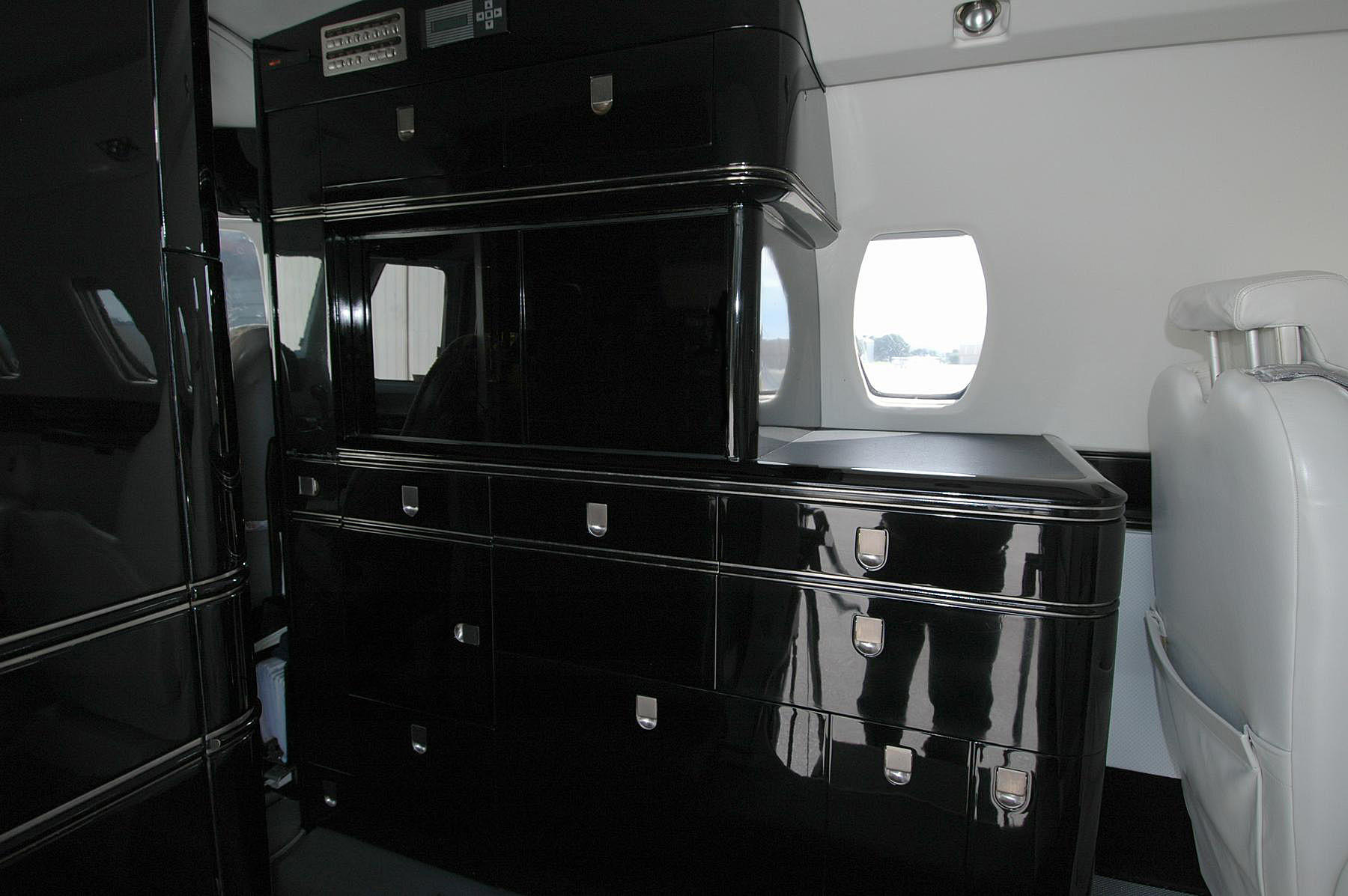 N787MG photo
