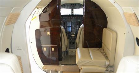N111WH photo